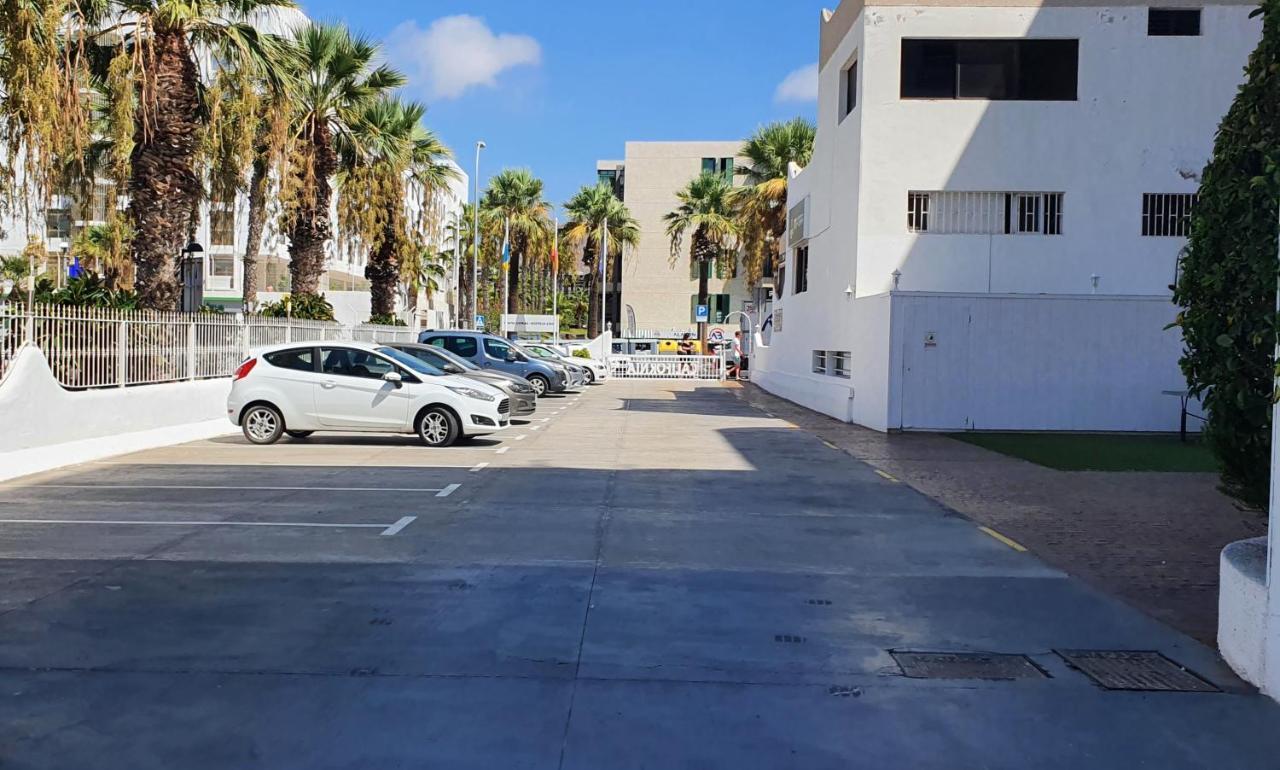 Adults Only Sunny Quiet Apartment In Center Of Las Americas أرونا المظهر الخارجي الصورة